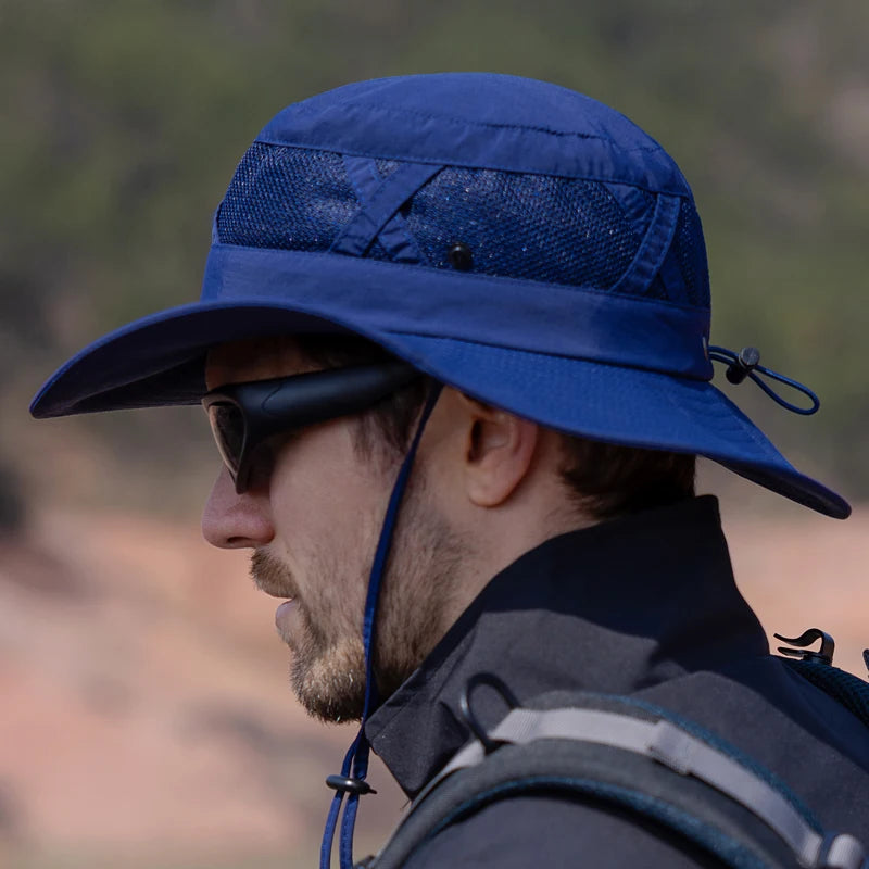 Xinbaoguan  Hat