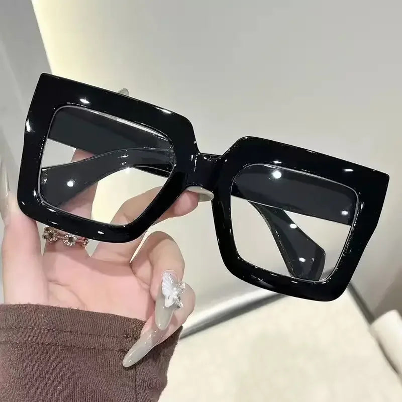 1Pc Women's Retro Fashion Geometric Glasses