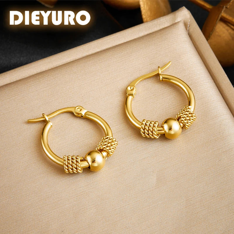 Solvéra Hoops