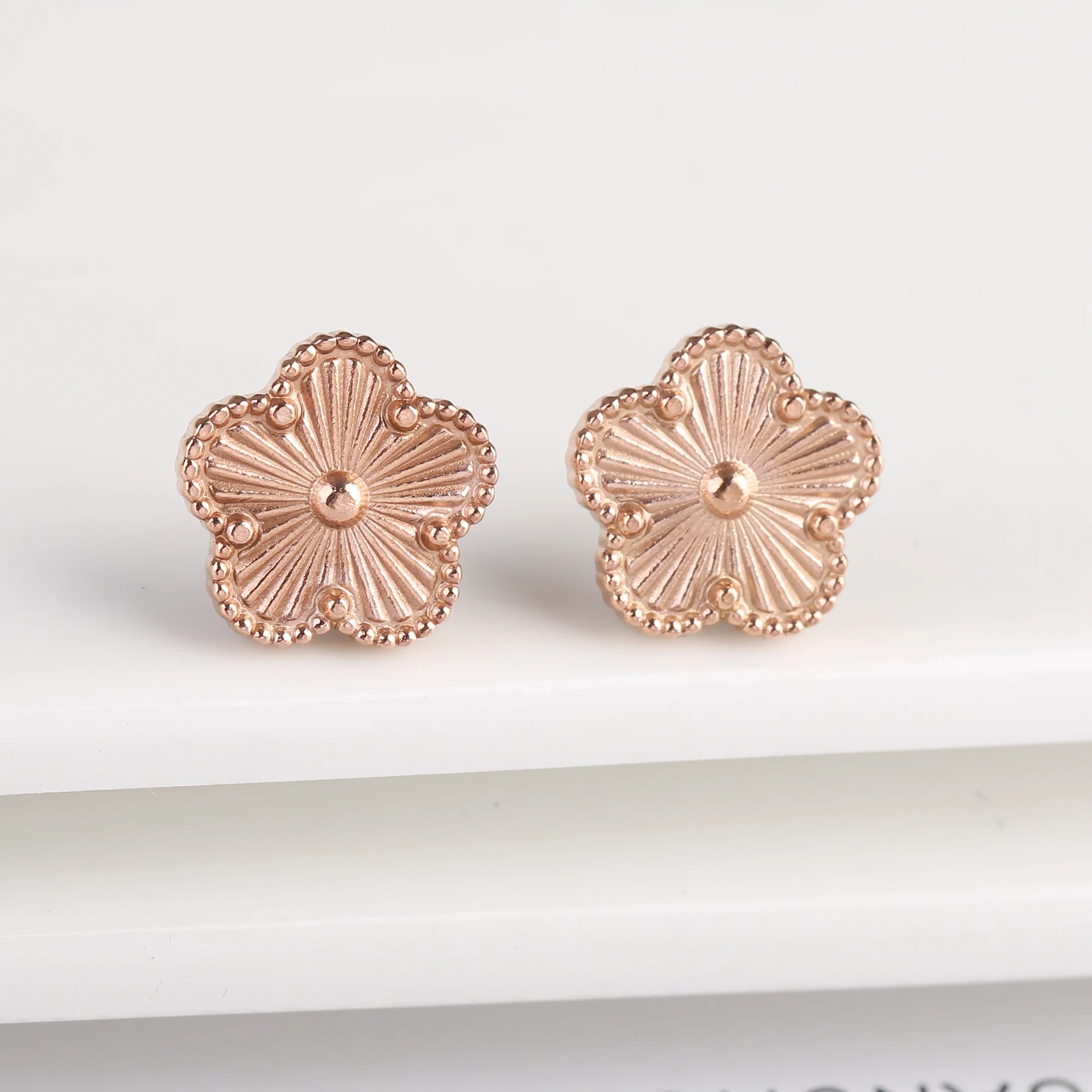 Five-Leaf Laser Petal Bracelet